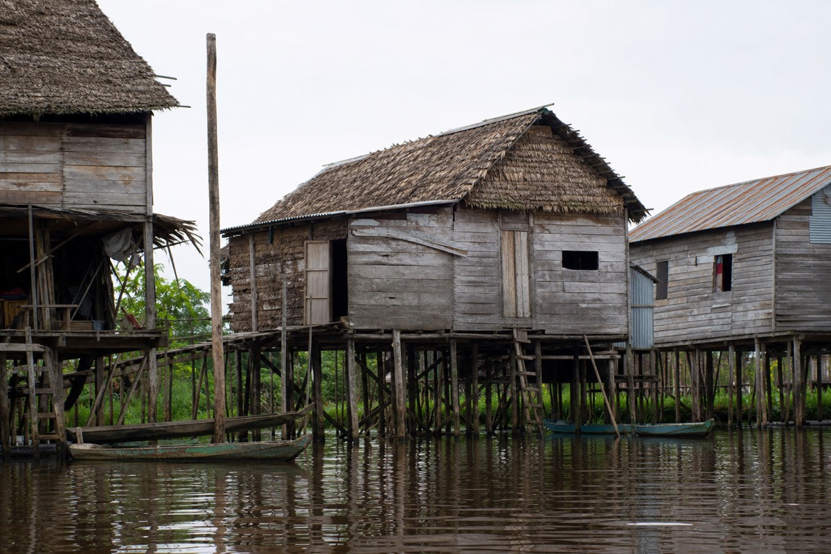 The floating stilt houses of Belen in Iquitos